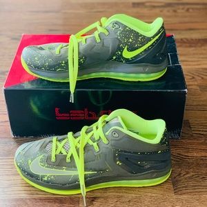 Lebron xi low men’s shoes